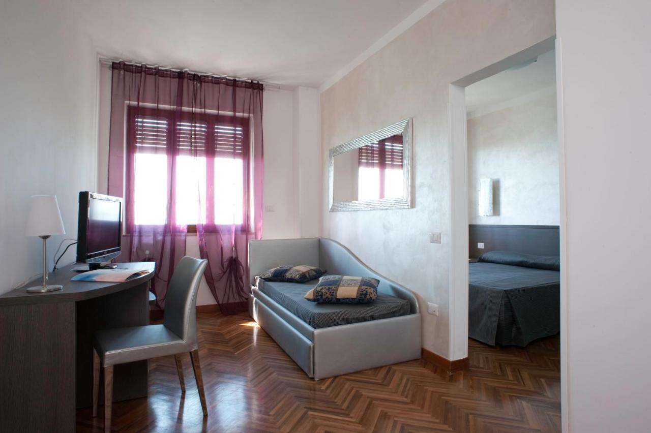 Hotel Astoria Фермо Екстер'єр фото