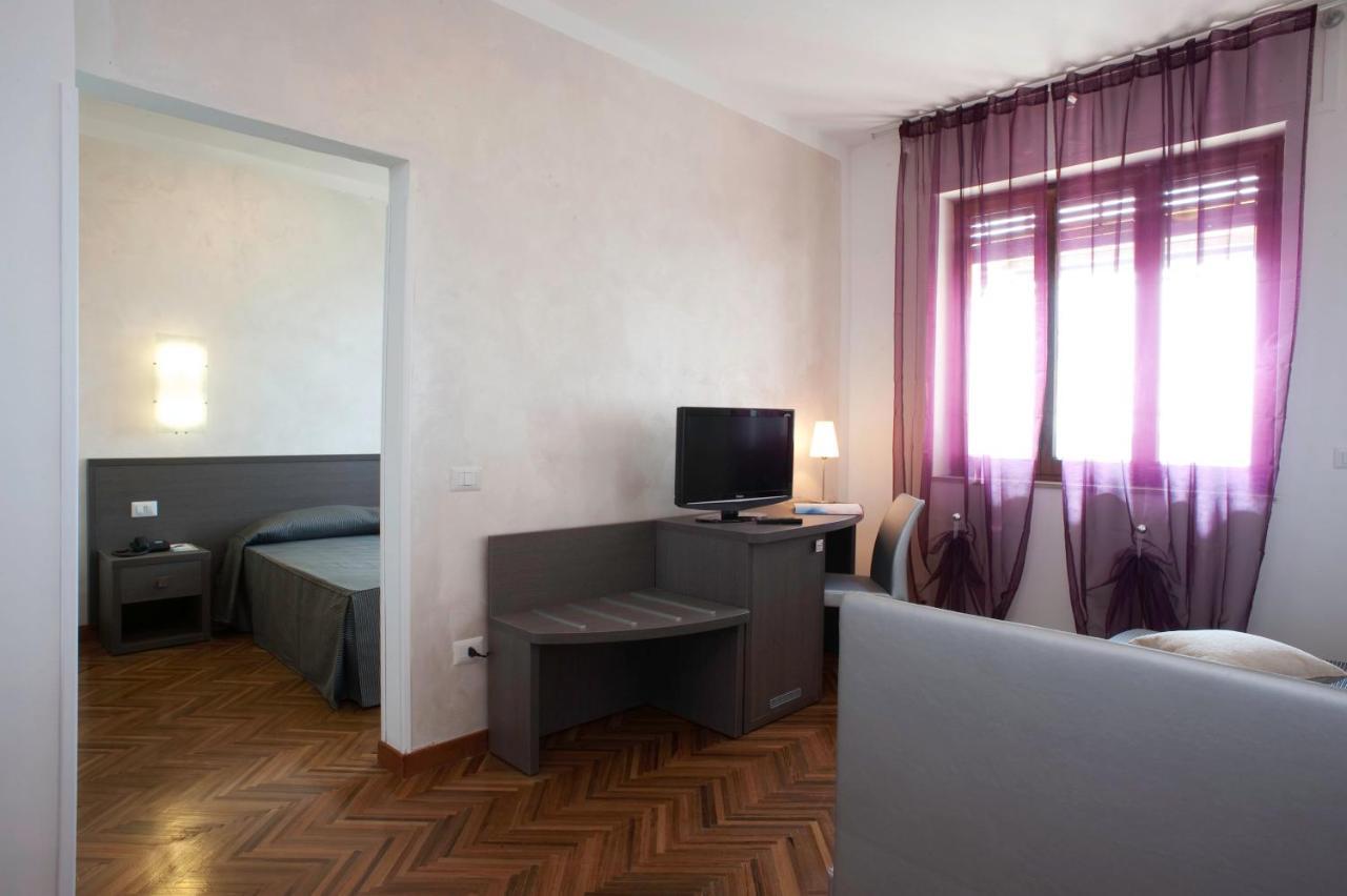 Hotel Astoria Фермо Екстер'єр фото