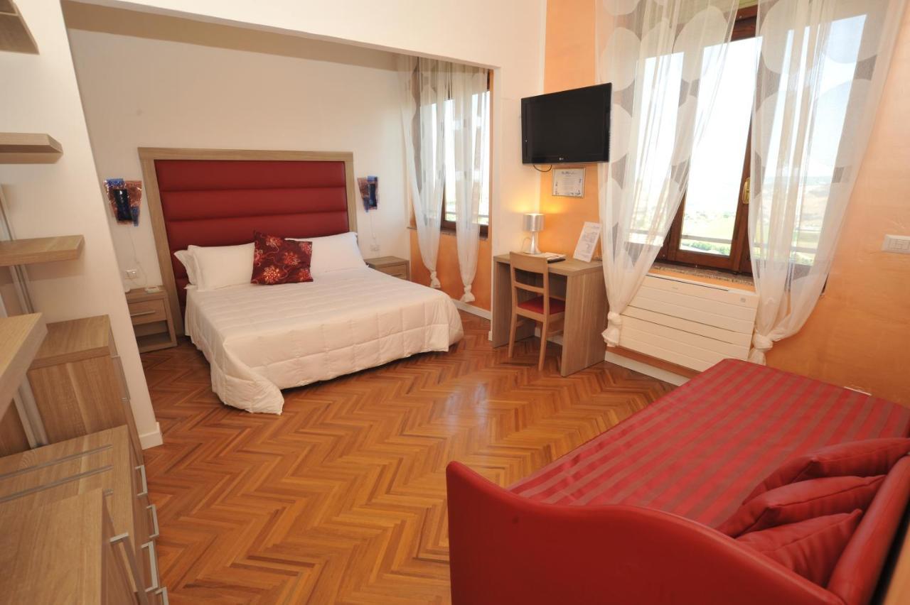 Hotel Astoria Фермо Екстер'єр фото