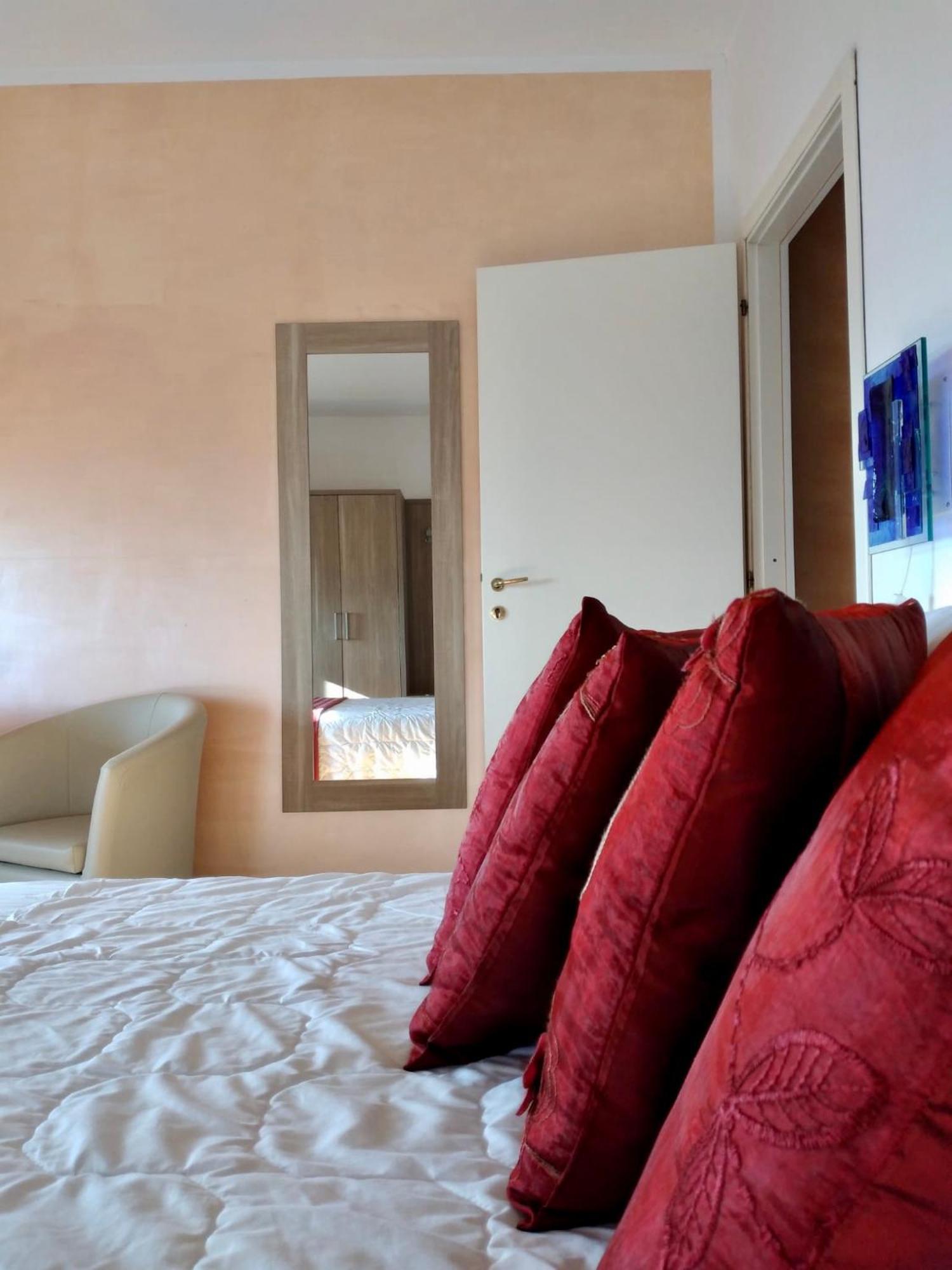Hotel Astoria Фермо Екстер'єр фото