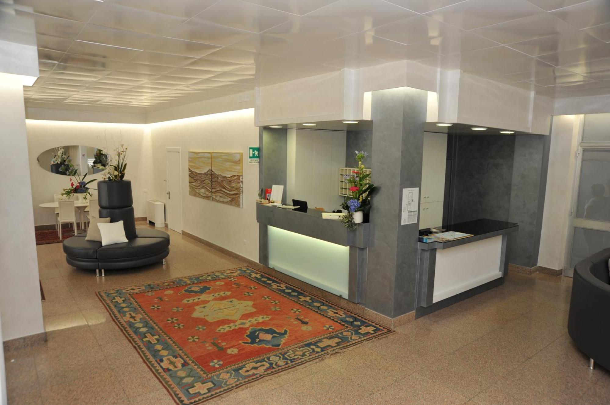 Hotel Astoria Фермо Екстер'єр фото